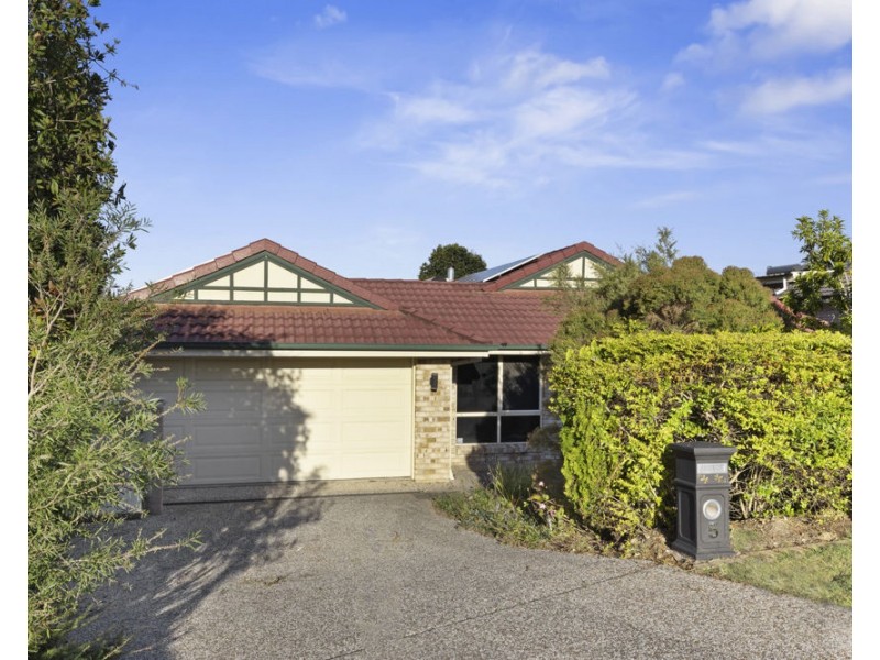 5 Montville Place, Forest Lake QLD 4078