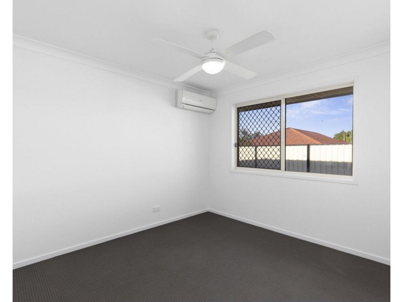 5 Montville Place, Forest Lake QLD 4078