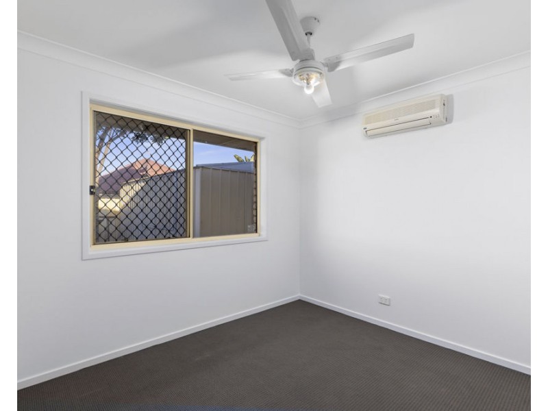 5 Montville Place, Forest Lake QLD 4078