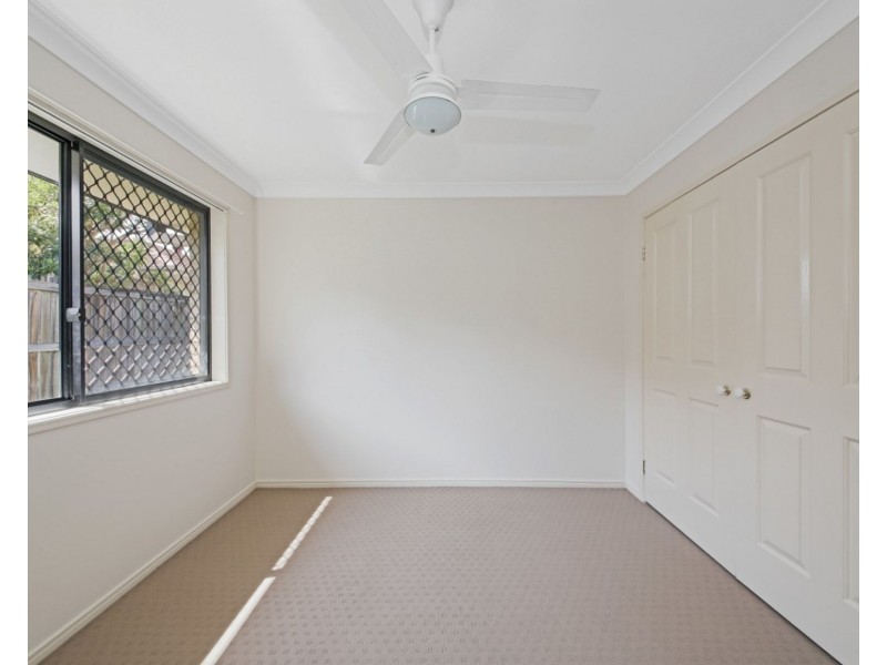 7 Savill Close, Forest Lake QLD 4078