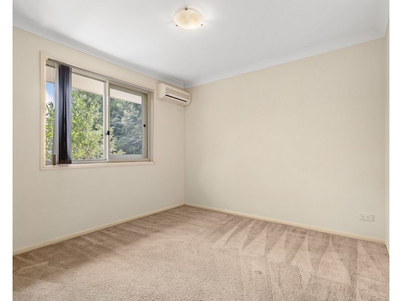 24 Chapman Place, Oxley QLD 4075