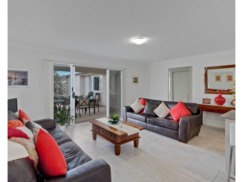49 Lancaster Circuit, Redland Bay QLD 4165