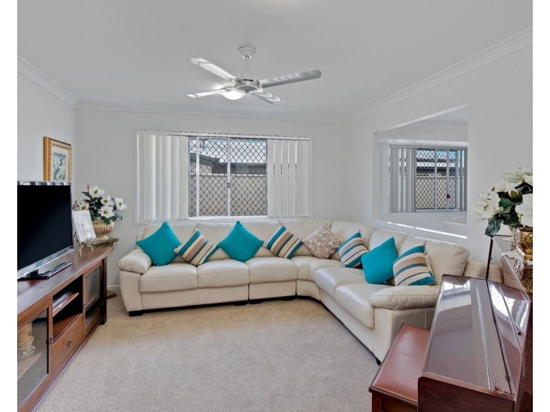 49 Lancaster Circuit, Redland Bay QLD 4165
