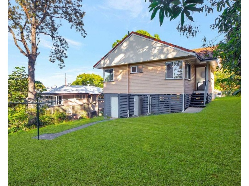 231 Appleby Road, Stafford Heights QLD 4053