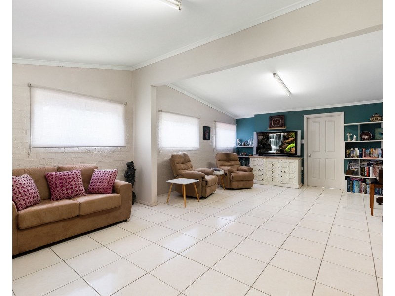 54-56 Johnston Street, Bellbird Park QLD 4300