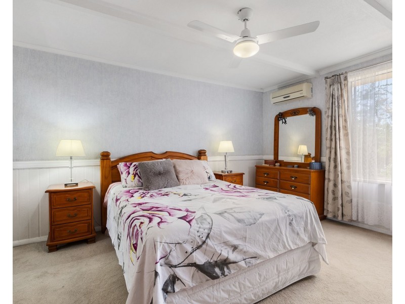 54-56 Johnston Street, Bellbird Park QLD 4300