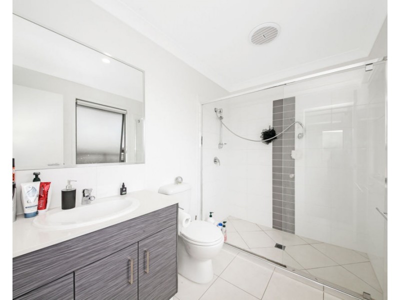 10 William Bay Court, South Ripley QLD 4306