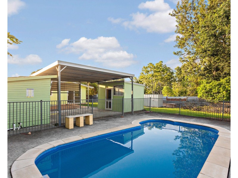 25 Bottomley Street, Brassall QLD 4305