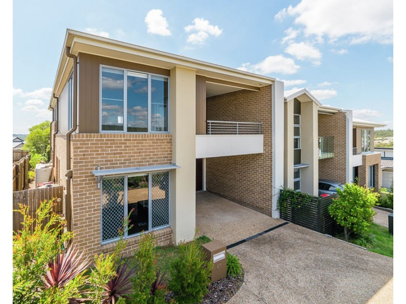 27 O’Reilly Crescent, Springfield Lakes QLD 4300