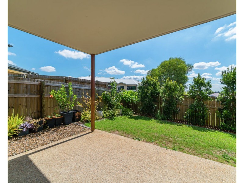 27 O’Reilly Crescent, Springfield Lakes QLD 4300