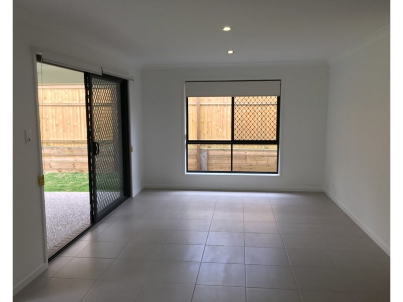 13 Portree Crescent, Heathwood QLD 4110