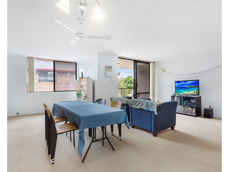 4/141 Central Avenue, Indooroopilly QLD 4068