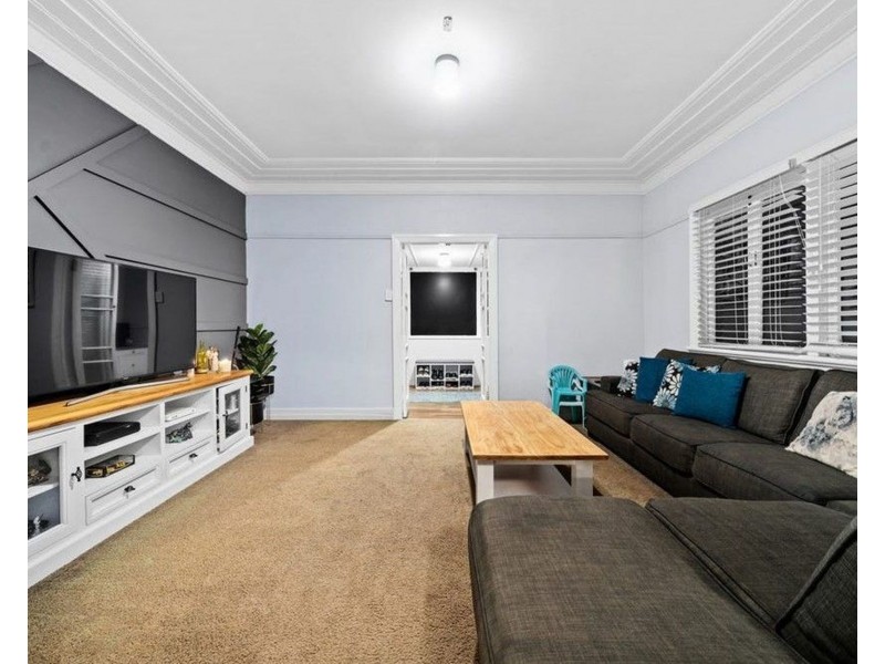 38 Bird Street, Bundamba QLD 4304