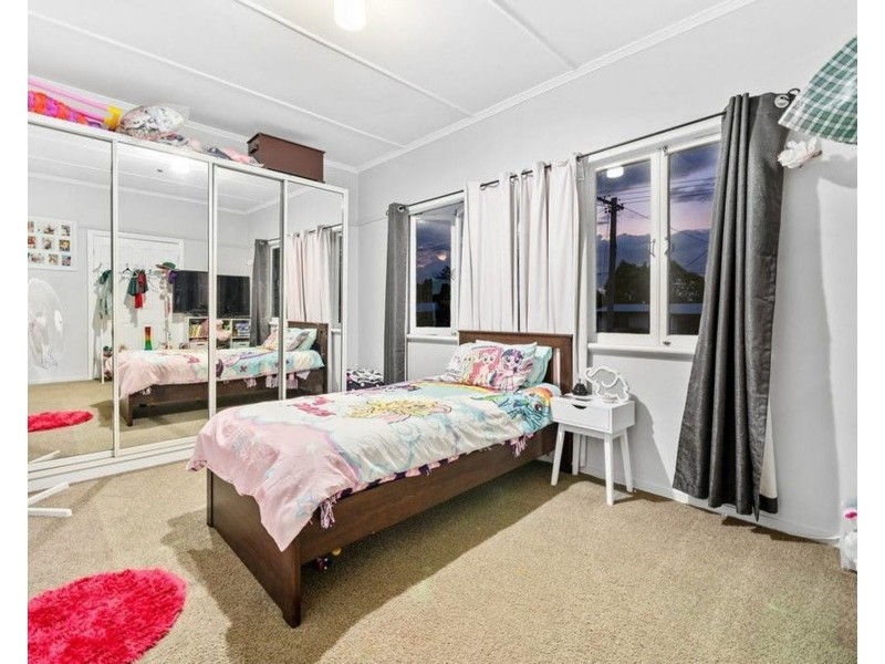 38 Bird Street, Bundamba QLD 4304