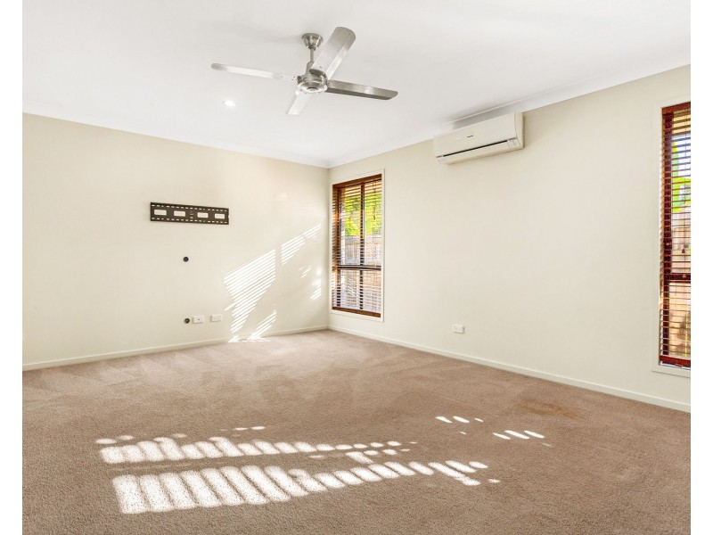 76 Jones Road, Bellbird Park QLD 4300