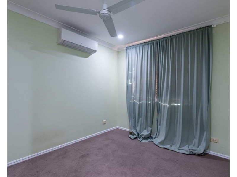 41 St James Street, Forest Lake QLD 4078