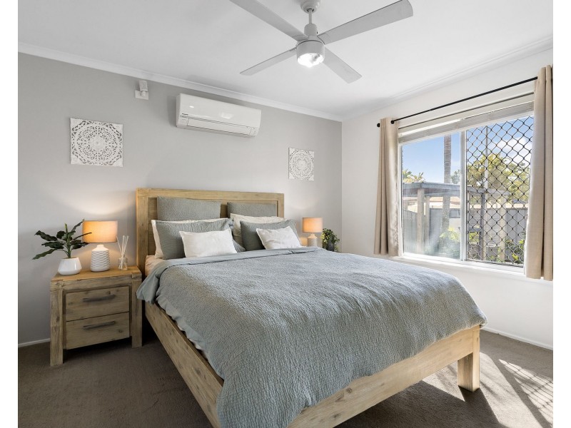 16 Terrier Court, Redland Bay QLD 4165