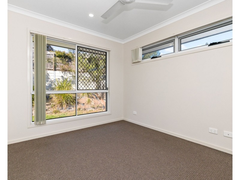 15 Nepal Court, Springfield Lakes QLD 4300