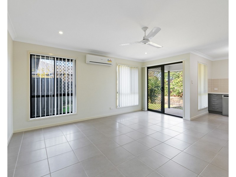 2/21 Pendragon Street, Raceview QLD 4305