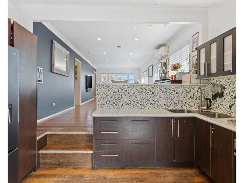 361 Seventeen Mile Rocks Rd, Oxley QLD 4075