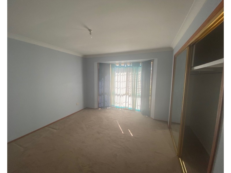 4 Amulla Court, Camira QLD 4300