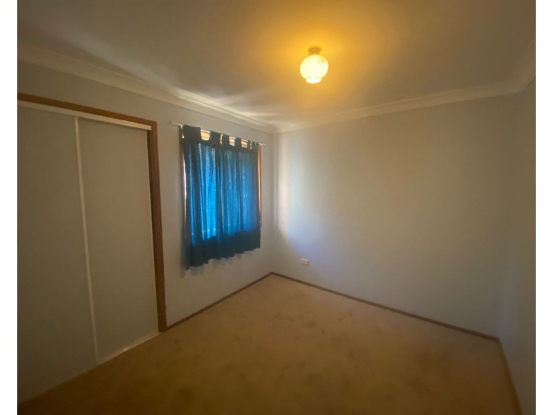 4 Amulla Court, Camira QLD 4300