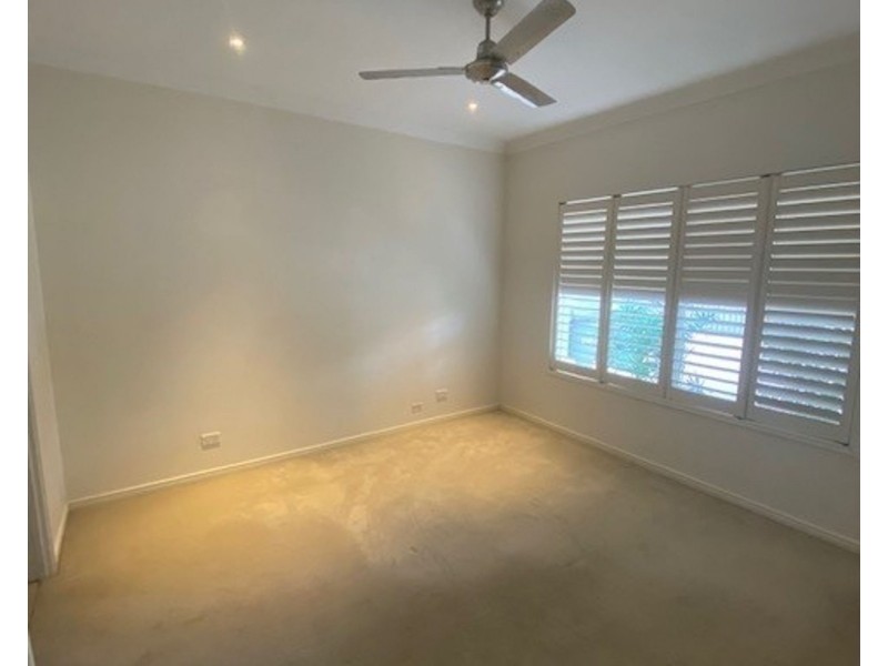 4 Tuscany Close, Forest Lake QLD 4078
