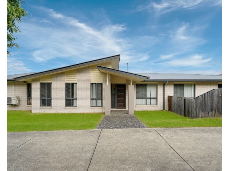 245 Sunbird Drive, Redbank Plains QLD 4301