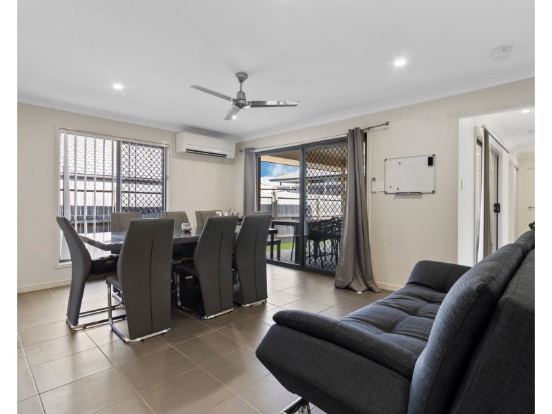245 Sunbird Drive, Redbank Plains QLD 4301