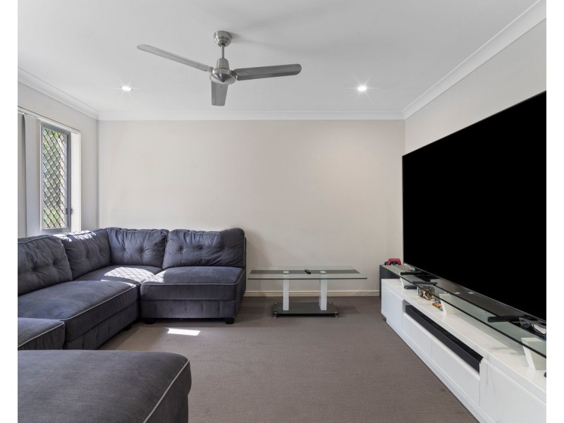 245 Sunbird Drive, Redbank Plains QLD 4301