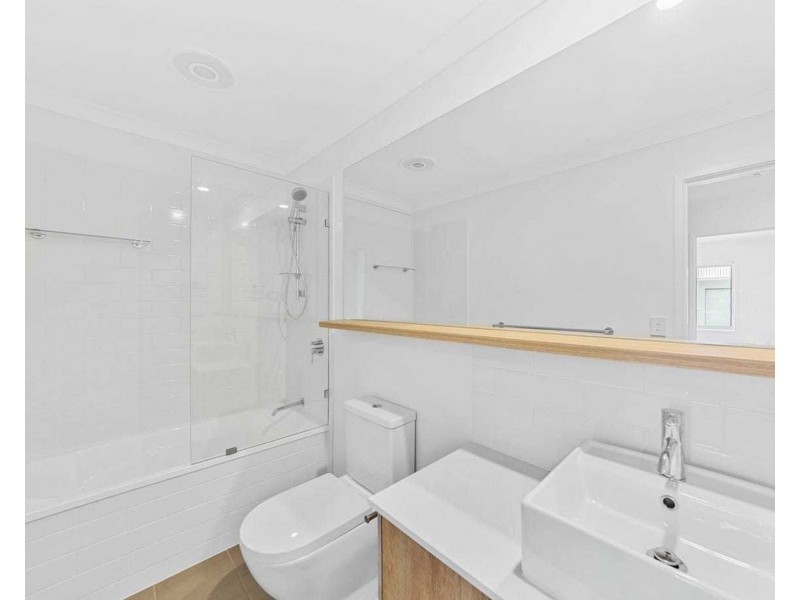 39/84 Finnegan Cct, Oxley QLD 4075