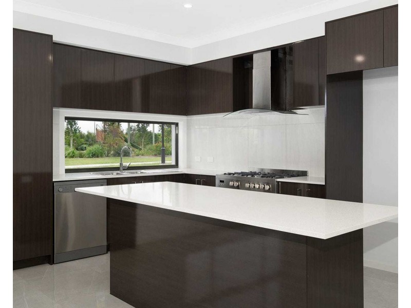 1 Nerang Rd, South Ripley QLD 4306