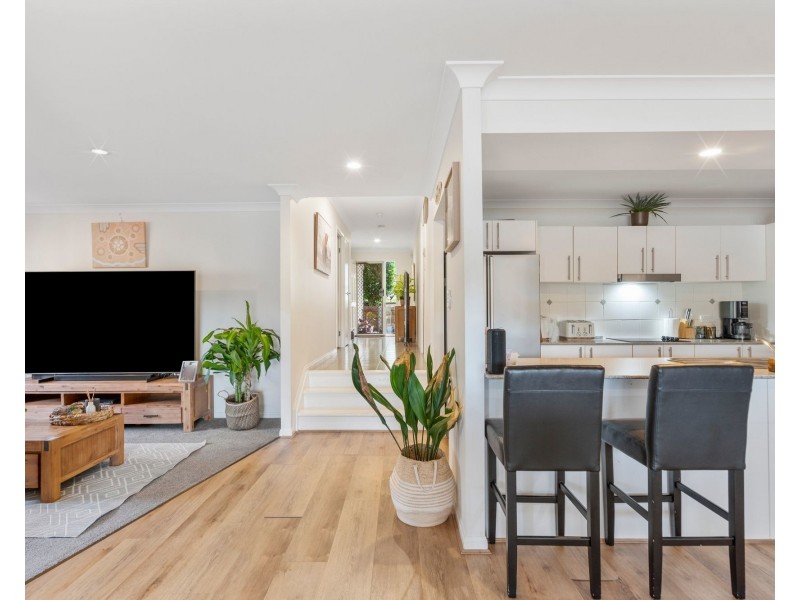 11 Aspect Terrace, Springfield Lakes QLD 4300