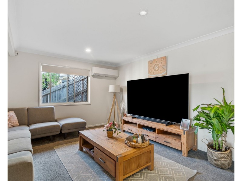 11 Aspect Terrace, Springfield Lakes QLD 4300