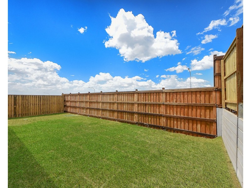 68 Cotton Crescent, Redbank Plains QLD 4301