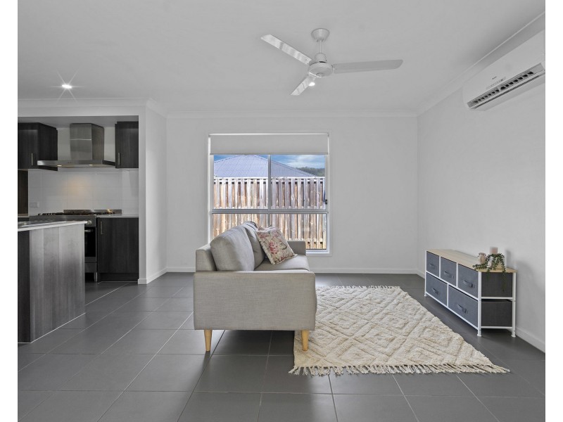 4 Crewes Crescent, Redbank Plains QLD 4301