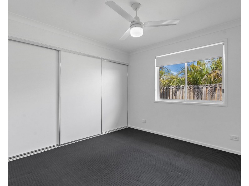 4 Crewes Crescent, Redbank Plains QLD 4301