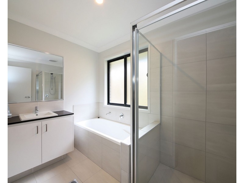 5 Bark Street, Park Ridge QLD 4125