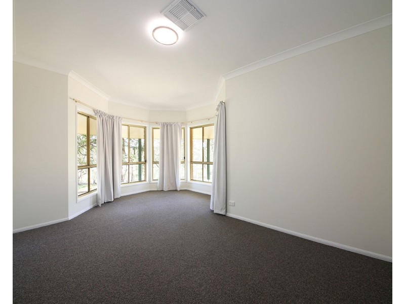 139 Brookfield Road, Kenmore Hills QLD 4069