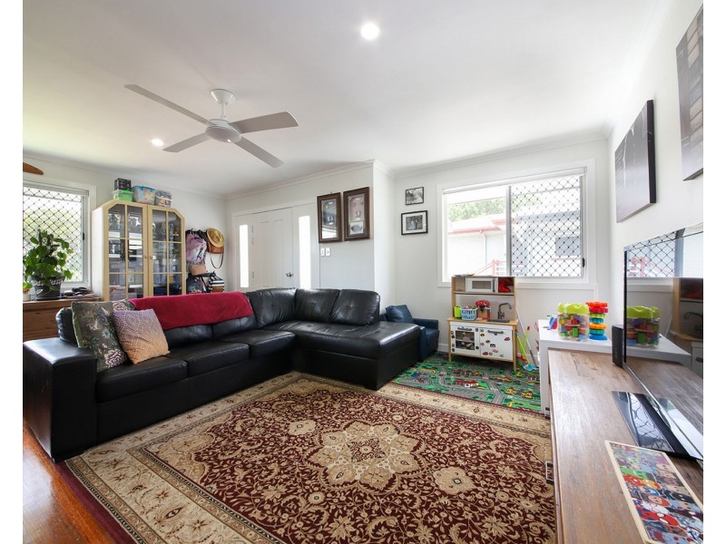 71 Aspinall St, Leichhardt QLD 4305