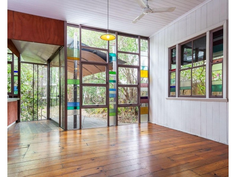 55 Mossgrove Street, Woolloongabba QLD 4102