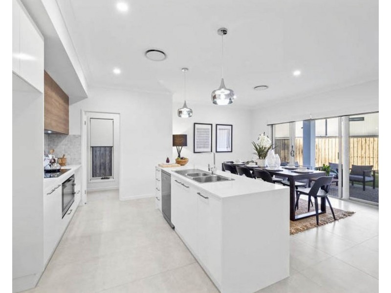 16 Ismaeel Cct, Kuraby QLD 4112