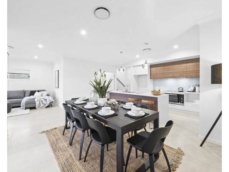 16 Ismaeel Cct, Kuraby QLD 4112