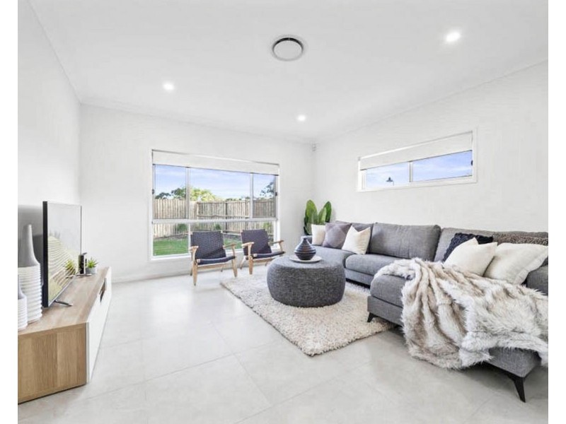 16 Ismaeel Cct, Kuraby QLD 4112