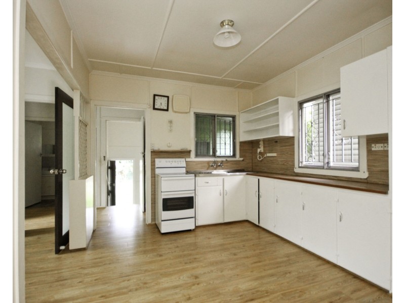 118 Central Ave, Indooroopilly QLD 4068