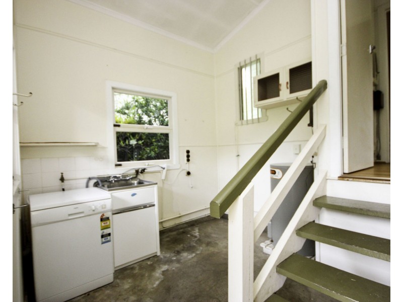 118 Central Ave, Indooroopilly QLD 4068