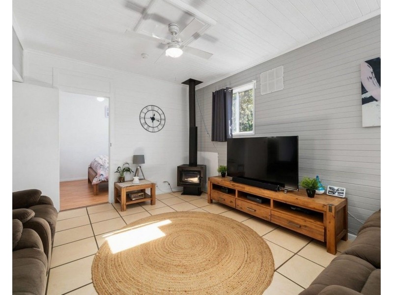 33A Johnstone Road, Stapylton QLD 4207