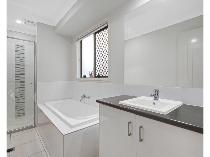 14 Swift Close, Redbank Plains QLD 4301