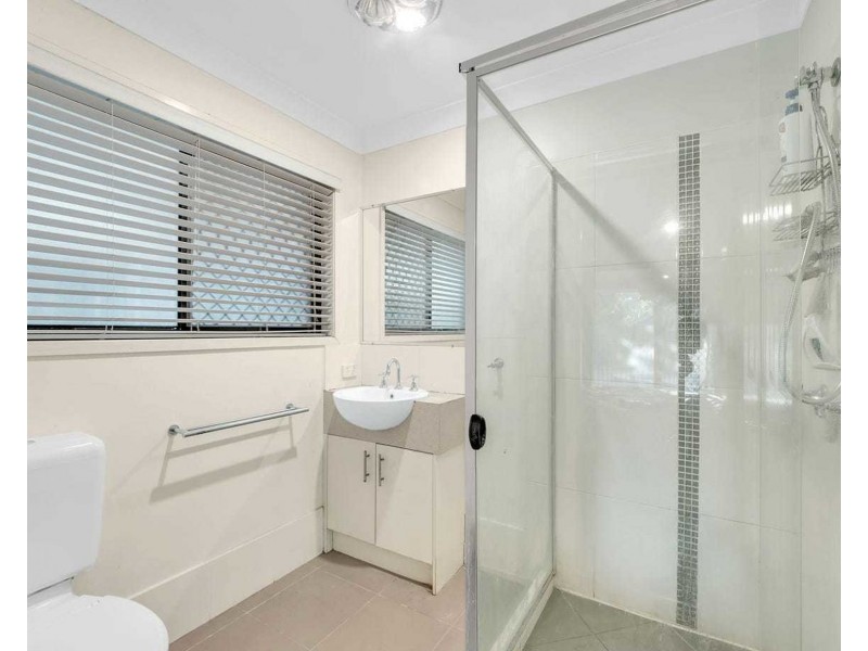 17 Tropical Drive, Forest Lake QLD 4078