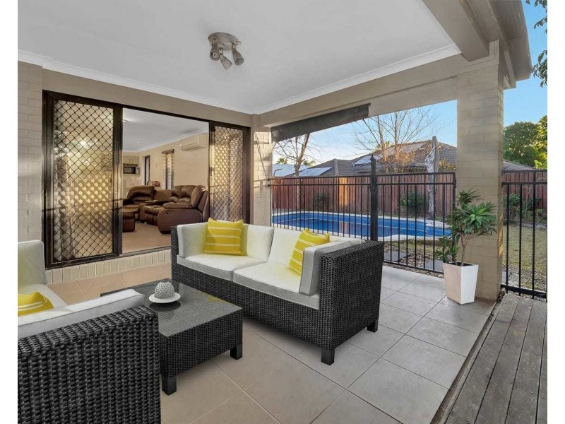 17 Tropical Drive, Forest Lake QLD 4078